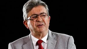 Γαλλία: Μελανσόν και Πεκρές δεν θα προτείνουν στους ψηφοφόρους τους τι να ψηφίσουν στο δεύτερο γύρο