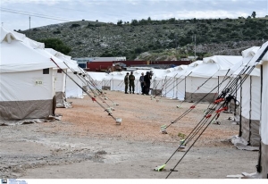 Προς δημιουργία 3-4 νέων κέντρων μετεγκατάστασης προσφύγων