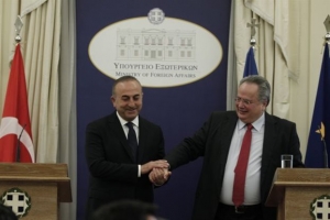 Με τον τούρκο ΥΠΕΞ συναντάται την Κυριακή ο Νίκος Κοτζιάς