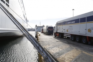 Μέχρι την Κυριακή το πρωί δεμένα τα πλοία - Συνολικά 10 ημέρες