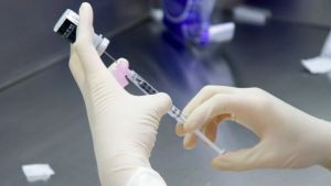 Διανομή εμβολίων προς ΑΧΕΠΑ, τα Πανεπιστημιακά νοσοκομεία Λάρισας, Ιωαννίνων και Πατρών