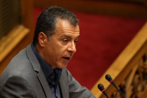 Θεοδωράκης στη Repubblica: «Ψήφισα μνημόνιο διότι δεν υπήρχε εναλλακτική»