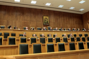 <div>Η Ενωση Δικαστών &amp; Εισαγγελέων καταδικάζει το πακέτο - βόμβα σε εφέτη</div>