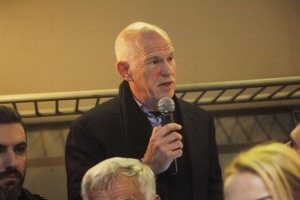 Παπανδρέου: Εγκληματική για τη χώρα η αμφισβήτηση της συμμετοχής στο ευρώ