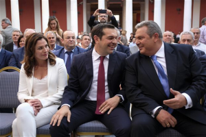 Τσίπρας-Καμμένος: Μια συμμαχία, μια γραβάτα και €200 δισ. ζημιά