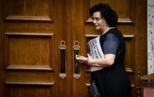 Ψήφισμα συμπαράστασης προς την Νάντια Βαλαβάνη από την ΚΕ του ΣΥΡΙΖΑ