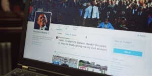 Οταν ο Κλίντον τρόλαρε τον Μπαράκ Ομπάμα στο Twitter