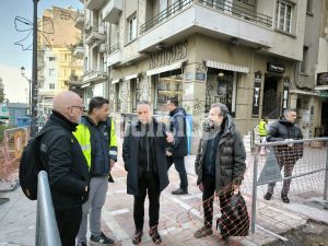 Στις εργασίες στη Δ. Γούναρη ο Στ. Αγγελούδης: “Είναι ένας απ’ τους πιο τουριστικούς δρόμους και δεν είναι σε καλή κατάσταση” (ΦΩΤΟ – ΒΙΝΤΕΟ)