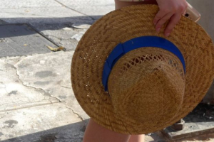 Καιρός: Προβλέψεις για χιόνια στα βόρεια και καύσωνα στα νότια