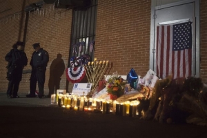 ΗΠΑ: Επαγρύπνηση και χαμηλοί τόνοι, οι συστάσεις στους αστυνομικούς