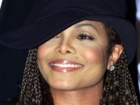 Τζάνετ Τζάκσον: Για πρώτη φορά μητέρα στα 50 της