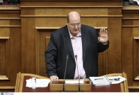 Φίλης: Στα θρανία τα προσφυγόπουλα μετά τις 2 το μεσημέρι