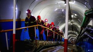 Τραγωδία στην Κίνα: Τουλάχιστον 90 νεκροί από έκρηξη σε ανθρακωρυχείο
