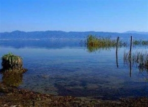 Συνεχίζονται οι έρευνες για τους δύο αγνοούμενους ψαράδες στη Μικρή Βόλβη