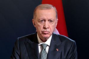 Η Ελλάδα καταδικάζει τις δηλώσεις Ερντογάν για την Κύπρο εν μέσω προσπαθειών της Διεθνούς Κοινότητας