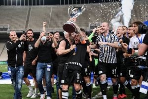Η συγκλονιστική ομιλία του Καρυπίδη στα αποδυτήρια του ΠΑΟΚ(vid)