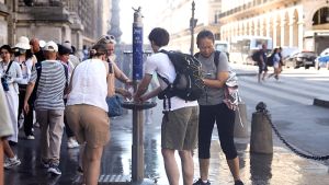 Καύσωνας στην Ευρώπη: Κόκκινος συναγερμός στο Παρίσι και ύψιστη επιφυλακή σε Ισπανία, Ιταλία και Γερμανία
