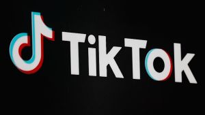 Ανακοίνωση Τραμπ: Βρέθηκε αγοραστής για το TikTok
