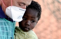 Προσφυγικό δράμα στη Μεσόγειο: «Μας ανέβασαν σε χαλασμένα σκάφη»