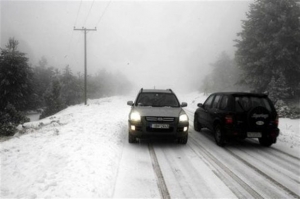 Βαρδούσια: Ολονύχτια επιχείρηση για απεγκλωβισμό 4 ατόμων