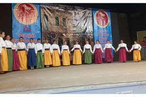 Το χορευτικό του Πολιτιστικού Συλλόγου Πολυπέτρου στο 25ο Παιδικό Φεστιβάλ Ευόσμου