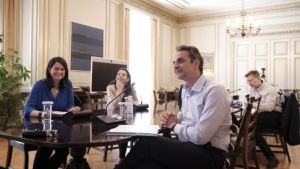 Μητσοτάκης σε εκπαιδευτικούς: Οι αποφάσεις για τα δημοτικά θα ληφθούν σε συμφωνία με τους ειδικούς