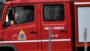 Φωτιά σε επιχείρηση στο Ωραιόκαστρο: Επιχειρούν 13 πυροσβέστες