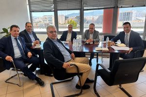 Η Ένωση Ιδιοκτητών Επαρχιακού Τύπου συναντήθηκε με τον Γενικό Γραμματέα Επικοινωνίας Δημήτρη Κιρμικίρογλου