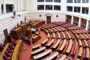 Στην Ολομέλεια το πόρισμα της Προανακριτικής για τον Παπαντωνίου