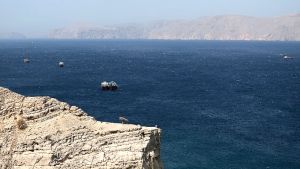 Επαναφορά αυστηρού ελέγχου από το Ιράν στα Στενά του Ορμούζ