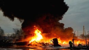 Ουκρανικά drones πλήττουν ρωσικά λιμάνια και βιομηχανίες στον Βόλγα