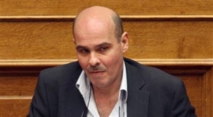 Τρεις πρόεδροι οργανώσεων για AIDS «βάζουν τα γυαλιά» στον Γ. Μιχελογιαννάκη