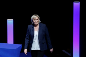 Η Λεπέν παραμένει στο τιμόνι του ακροδεξιού Εθνικού Μετώπου