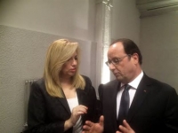 ΠαΣoΚ: Ο Τσίπρας άκουσε από τον Ολάντ ποιοι κράτησαν την Ελλάδα στο ευρώ
