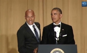 Δείπνο Ανταποκριτών: Ο Ομπάμα καλεί στο βήμα τον «μεταφραστή της οργής του»