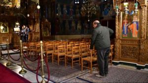 ΣτΕ: Απέρριψε αίτημα πιστών να παγώσει η απαγόρευση για τις λειτουργίες στις εκκλησίες