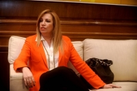 Γεννηματά: Αλλο βάζω τάξη στα κανάλια, άλλο καθορίζω το τηλεοπτικό τοπίο