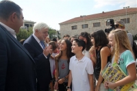 Καλή σχολική χρονιά από πολιτικούς αρχηγούς σε παιδιά-γονείς-δασκάλους