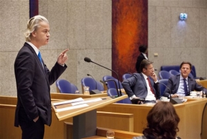 Οι γυναίκες πρέπει να προστατευθούν από τους μουσουλμάνους, λέει ο Βίλτερνς