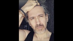 Η συγκλονιστική μαρτυρία Έλληνα με κορωνοϊό στη Σουηδία: «Με αντιμετώπισαν σαν λεπρό»