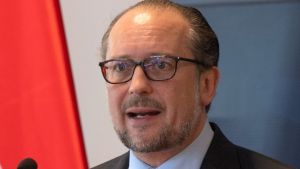 Άκυρο από την Αυστρία στο ΝΑΤΟ: “Δεν θέλουμε να γίνουμε μέλη”