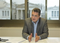 Τζιτζικώστας: Δεν έχω κανέναν πίσω μου να με στηρίζει