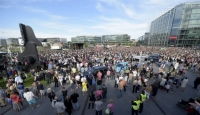 Μαζική διαδήλωση στη Φινλανδία υπέρ της πολυπολιτισμικότητας