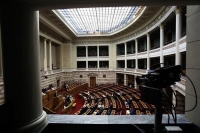 Πυρά της Αντιπολίτευσης για Καλογρίτσα-Υπερταμείο στην Ολομέλεια της Βουλής τα προαπαιτούμενα (Live)