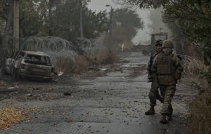 Αντικρουόμενες αναφορές Ουκρανίας και Ρωσίας για την κατάσταση στη Μίρνογκραντ