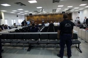 Μάχη με ενστάσεις στη δίκη της Χρυσής Αυγής