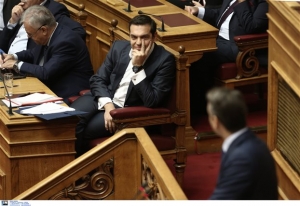 Αλ. Τσίπρας - Κ. Μητσοτάκης: Επιχείρηση χάραξης διαχωριστικών γραμμών