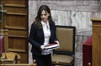 Αχτσιόγλου προς ΝΔ: Παλεύουμε να φτιάξουμε ό,τι καταστρέψατε στην αγορά εργασίας