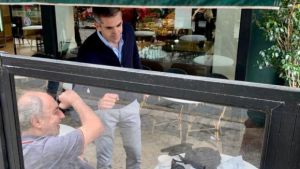 Στην αγορά των Αμπελοκήπων ο Δήμαρχος Αθηναίων (ΦΩΤΟ)