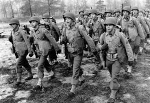 <div>Βίασαν οι Αμερικανοί 190.000 γυναίκες στον Β' Παγκόσμιο Πόλεμο;</div>